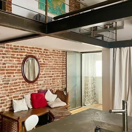 De Charme Type Loft Parisien Apartment Bagnolet