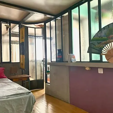 Apartment De Charme Type Loft Parisien Bagnolet