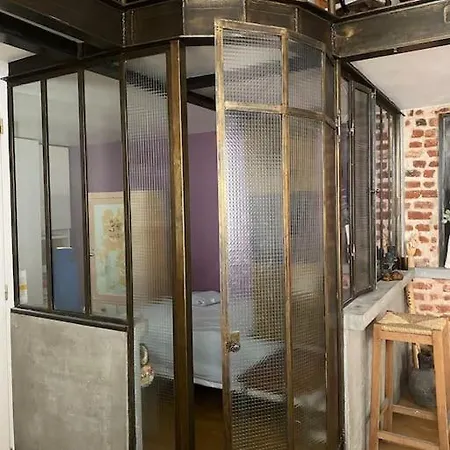Apartment De Charme Type Loft Parisien Bagnolet