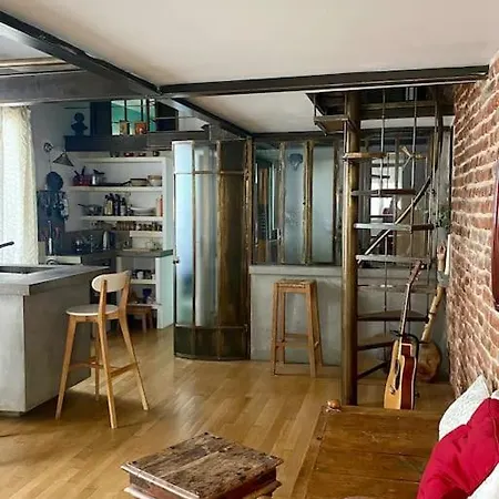 De Charme Type Loft Parisien * Bagnolet